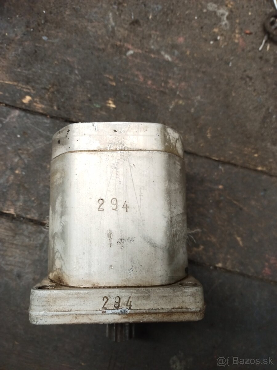 Hydraulické čerpadlo TGL 10859 A16 Multikar M25 - 5