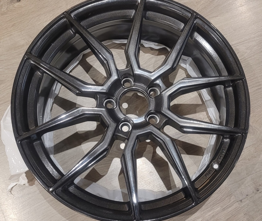 Predám krásné elektrony 5x112 r19 stav nových - 5