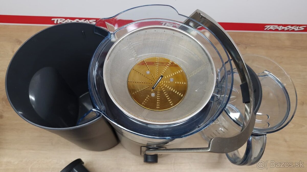 Odšťavovač Catler JE 4011 - 5