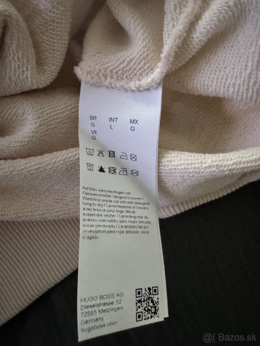 Mikina s kapucňou HUGo - 5