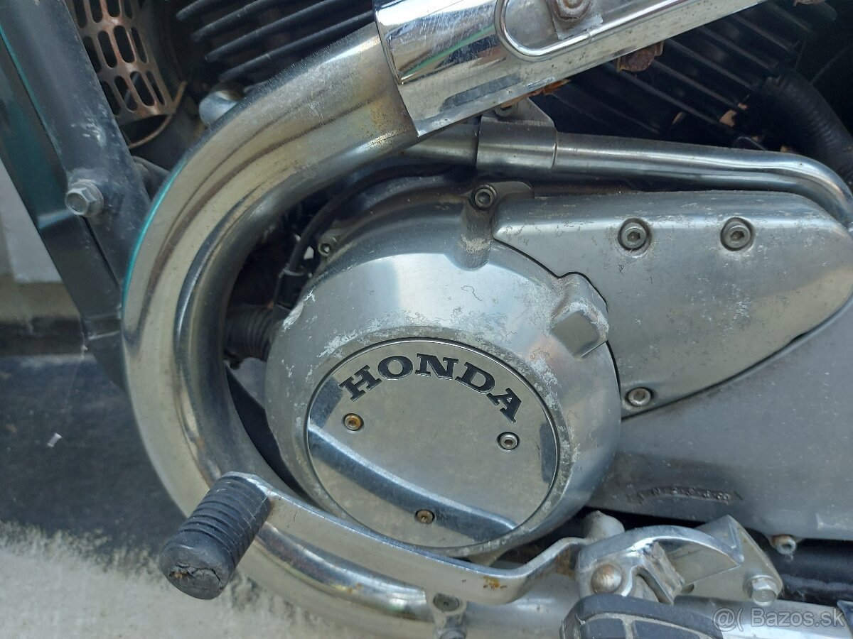 Predám Honda VT 1100 Shadow - 5