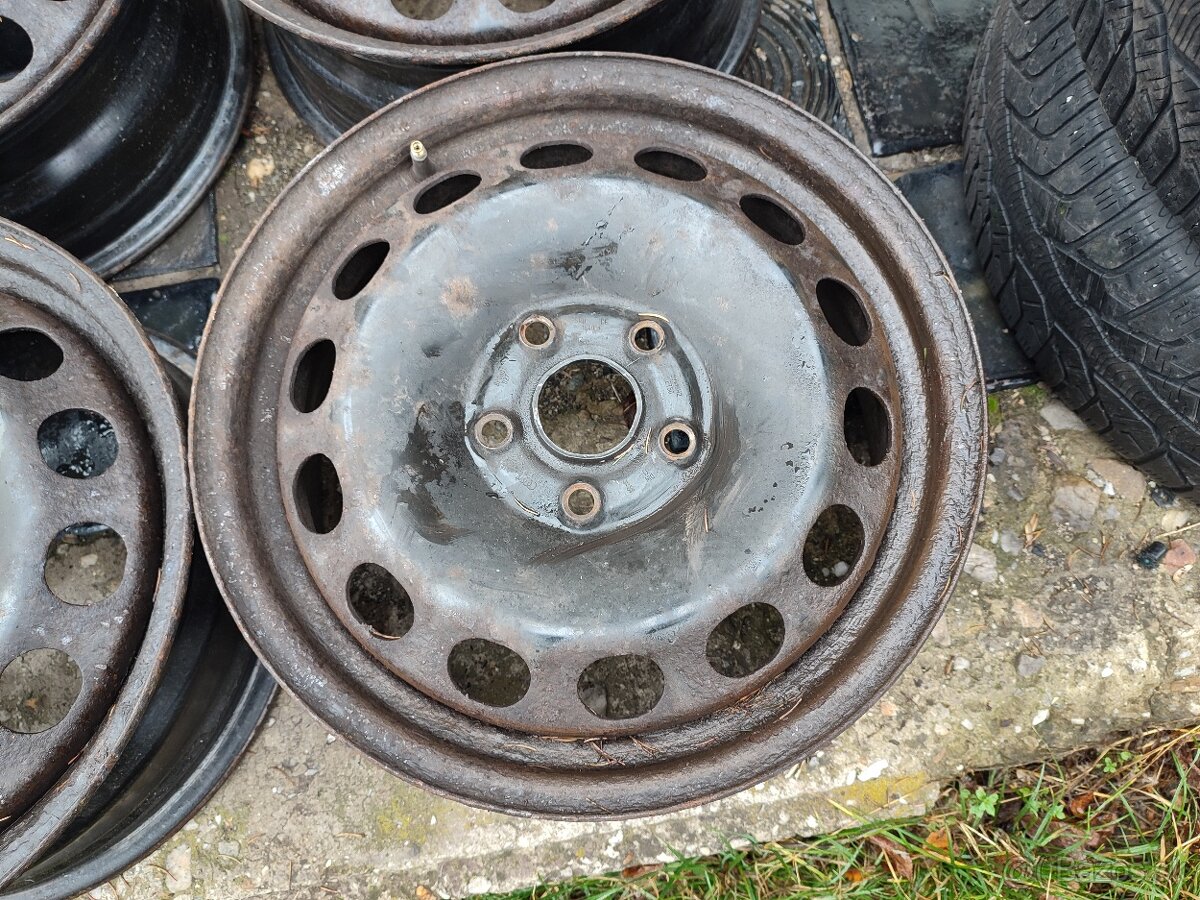 5x112 R16 Audi Seat Škoda Volkswagen - 5