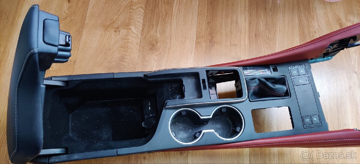 Stredová konzola Lexus RC - 5