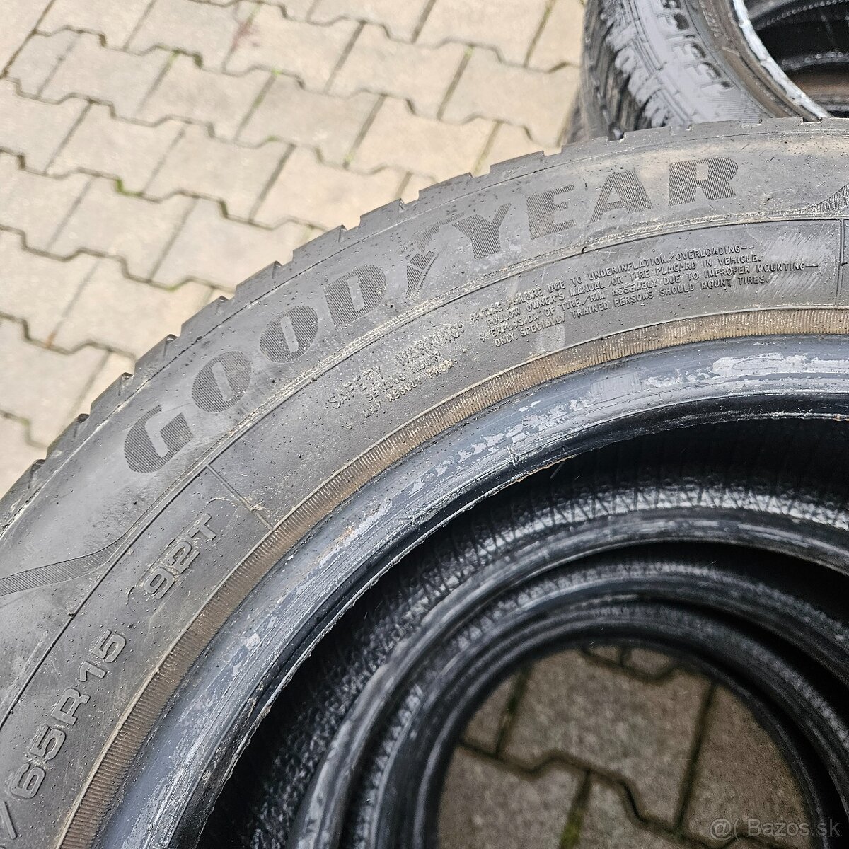 185/65 r15 Good year - 5