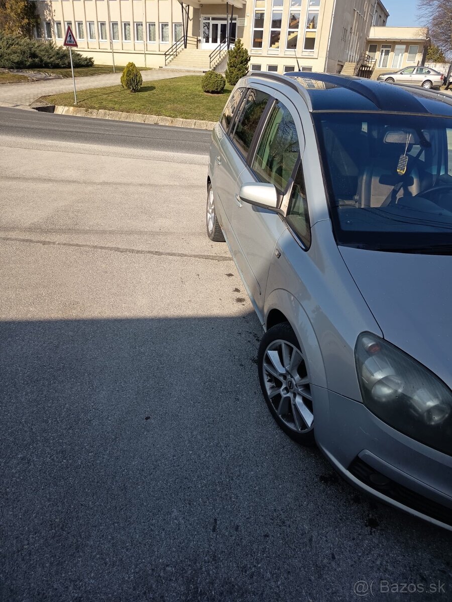 Opel Zafira - 5
