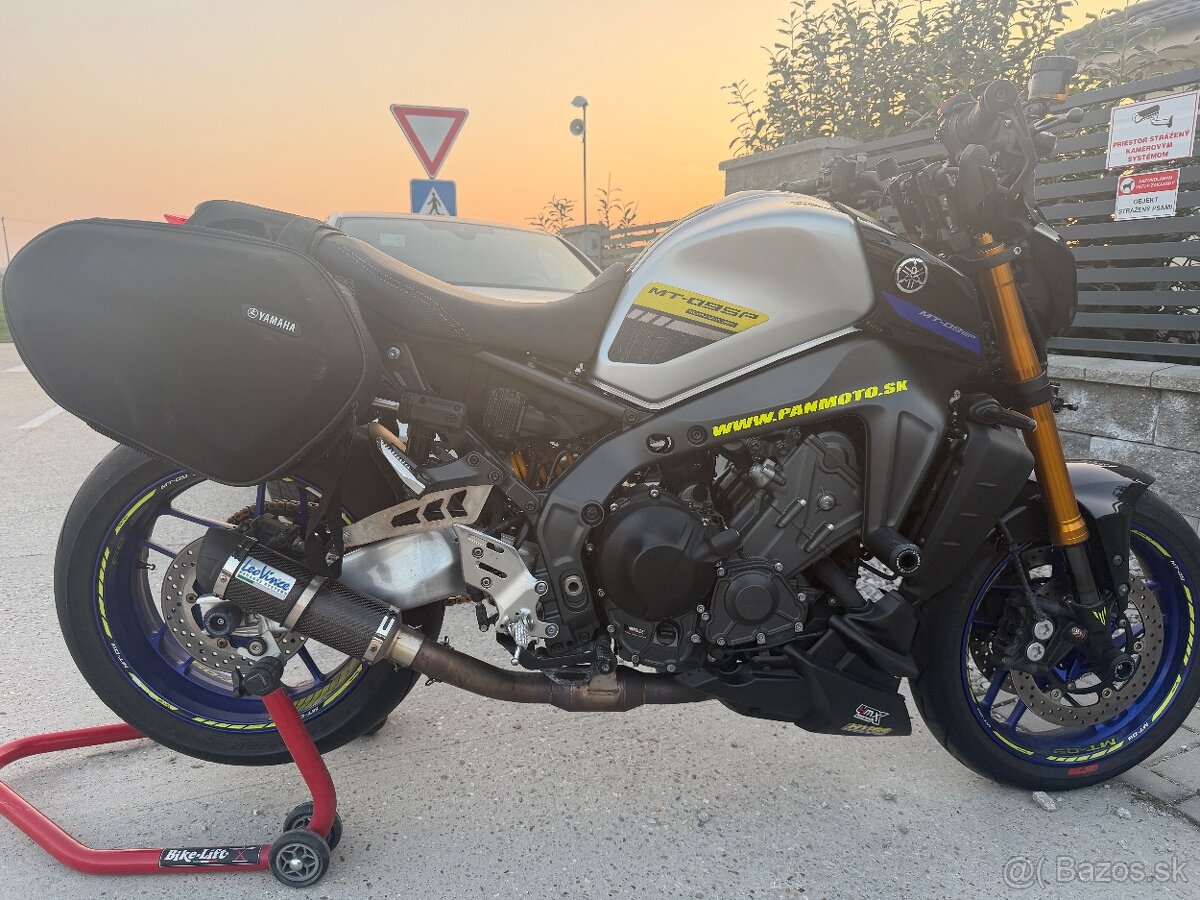 YAMAHA MT09 SP 2023 - 5