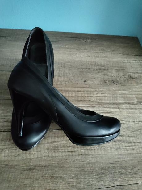 Čierne kožené lodičky č. 37 - 5