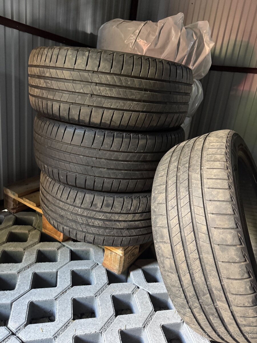 Bridgestone 235/45 R18 4ks - 5