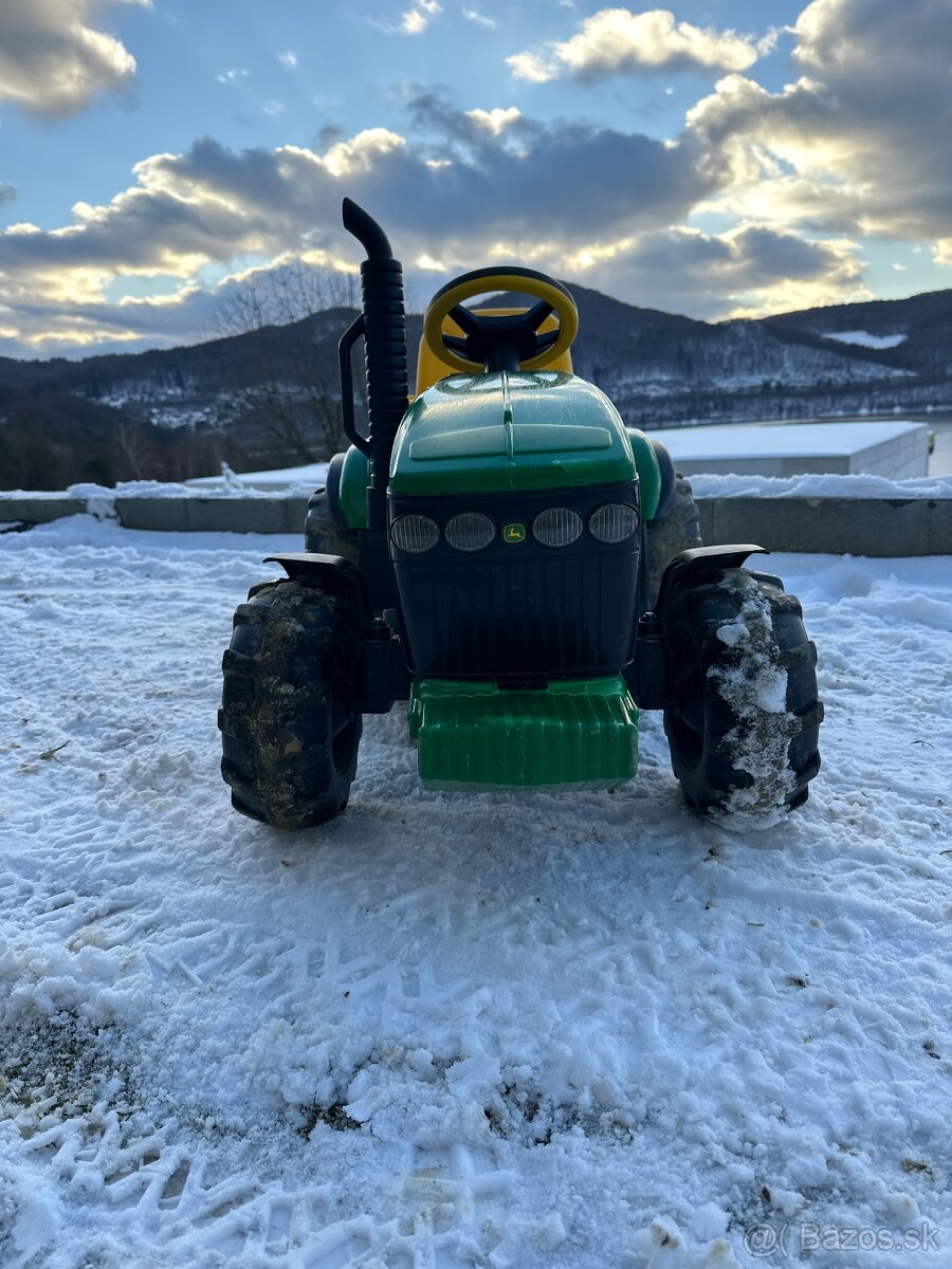 Originálny PegPerego John Deere elektrický traktor - 5