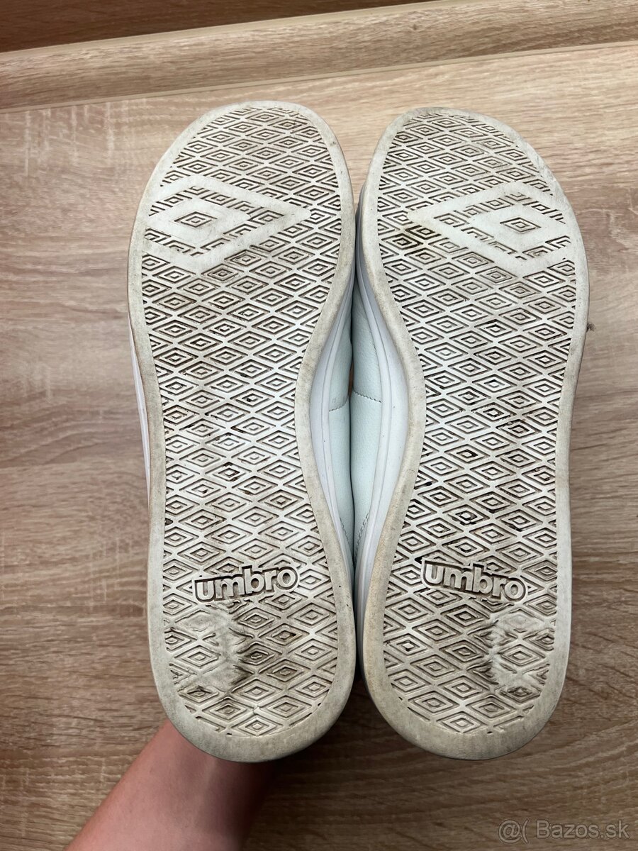 Biele tenisky Umbro velkost 42 - 5