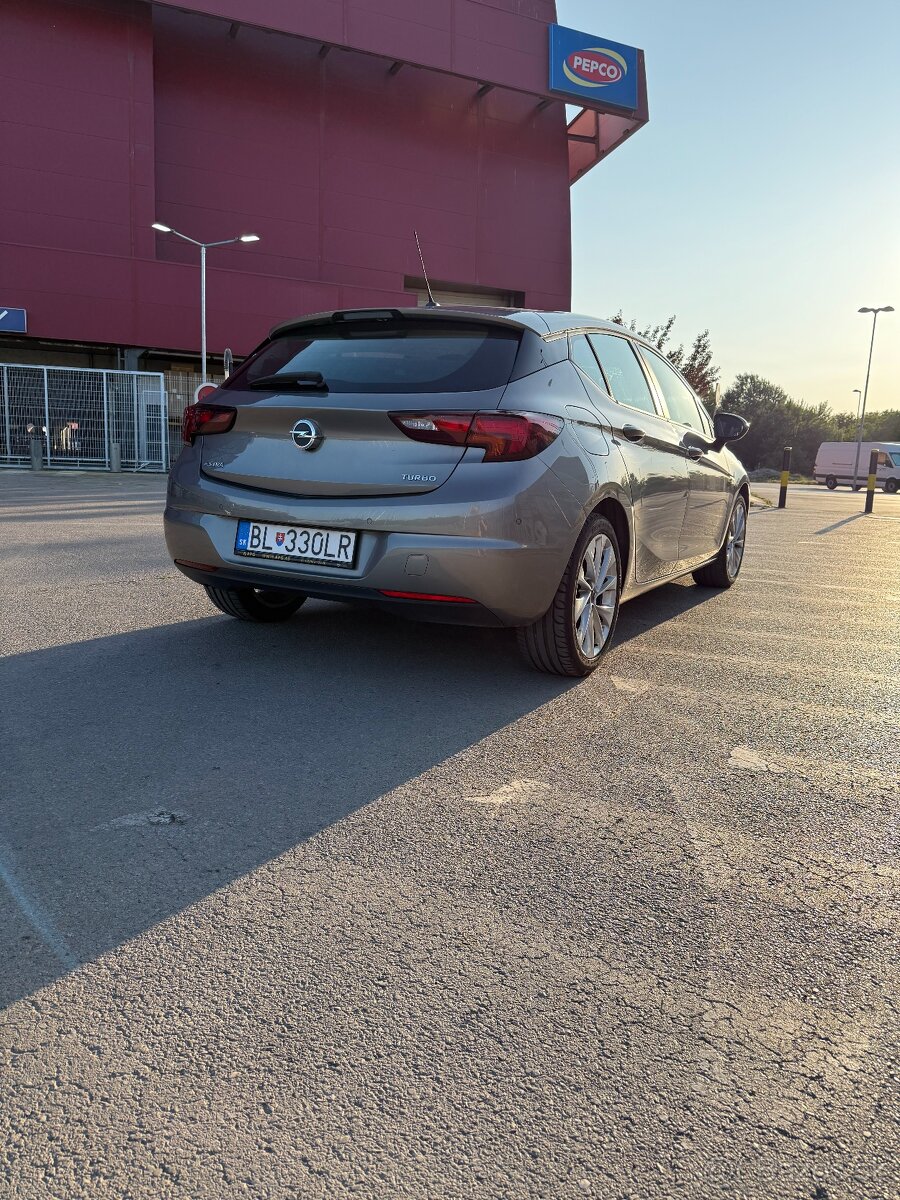 Opel Astra 1.4 T 92kW 1. majiteľ 110tkm serv kniha - 5
