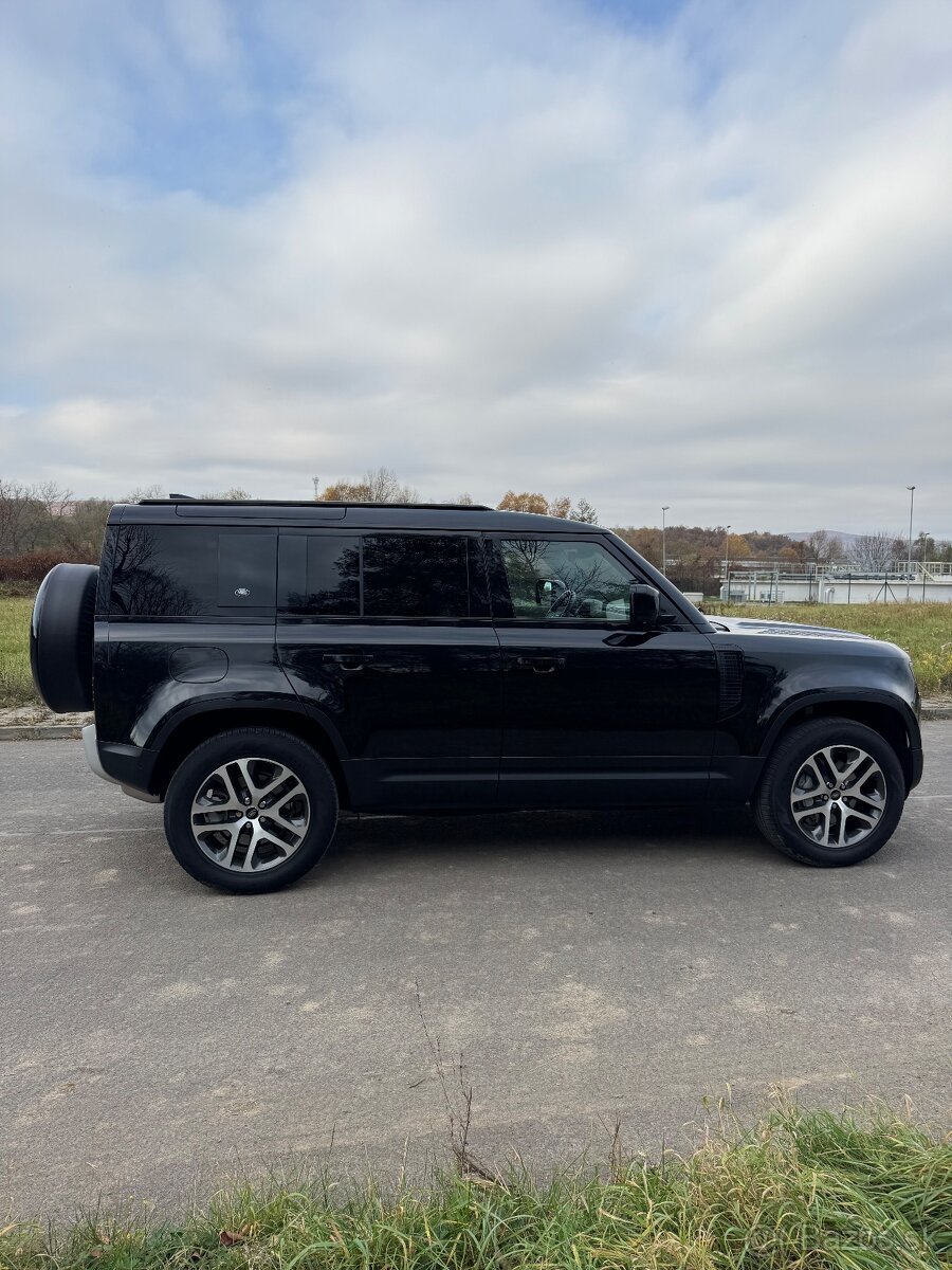 Land Rover Defender 110 3.0D D300 SE 9/2022 odpočet DPH