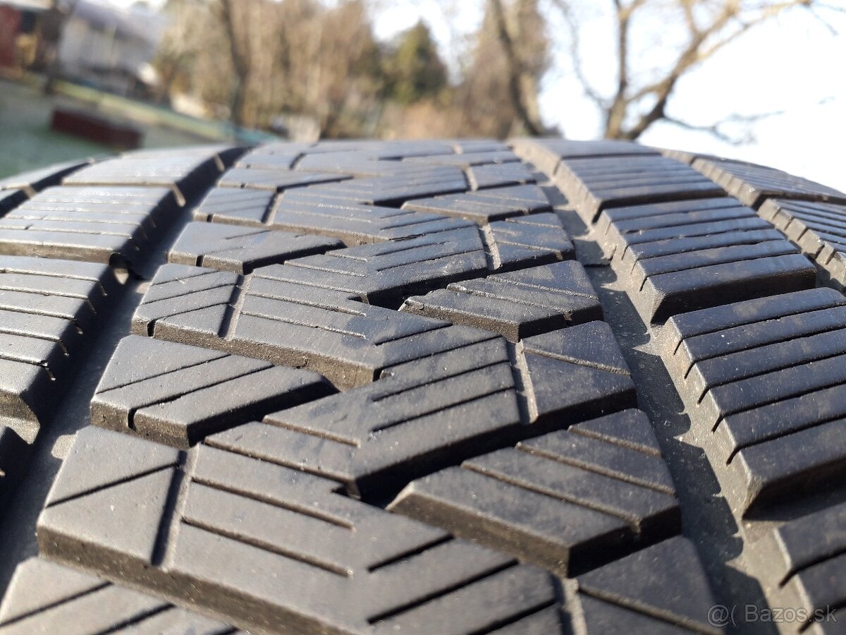 255/50 r19 zimne pneumatiky - 5