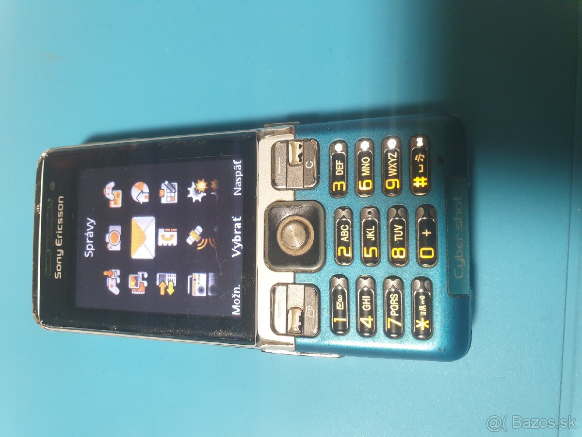 Sony Ericsson C702 - 5