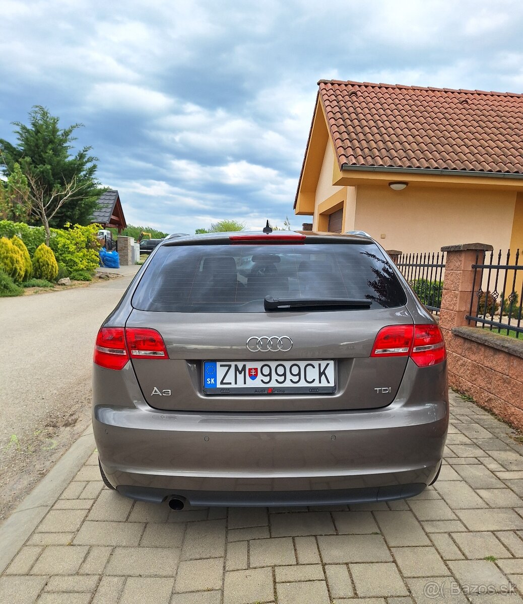 Audi A3 2.0 TDI S-Lline - 5