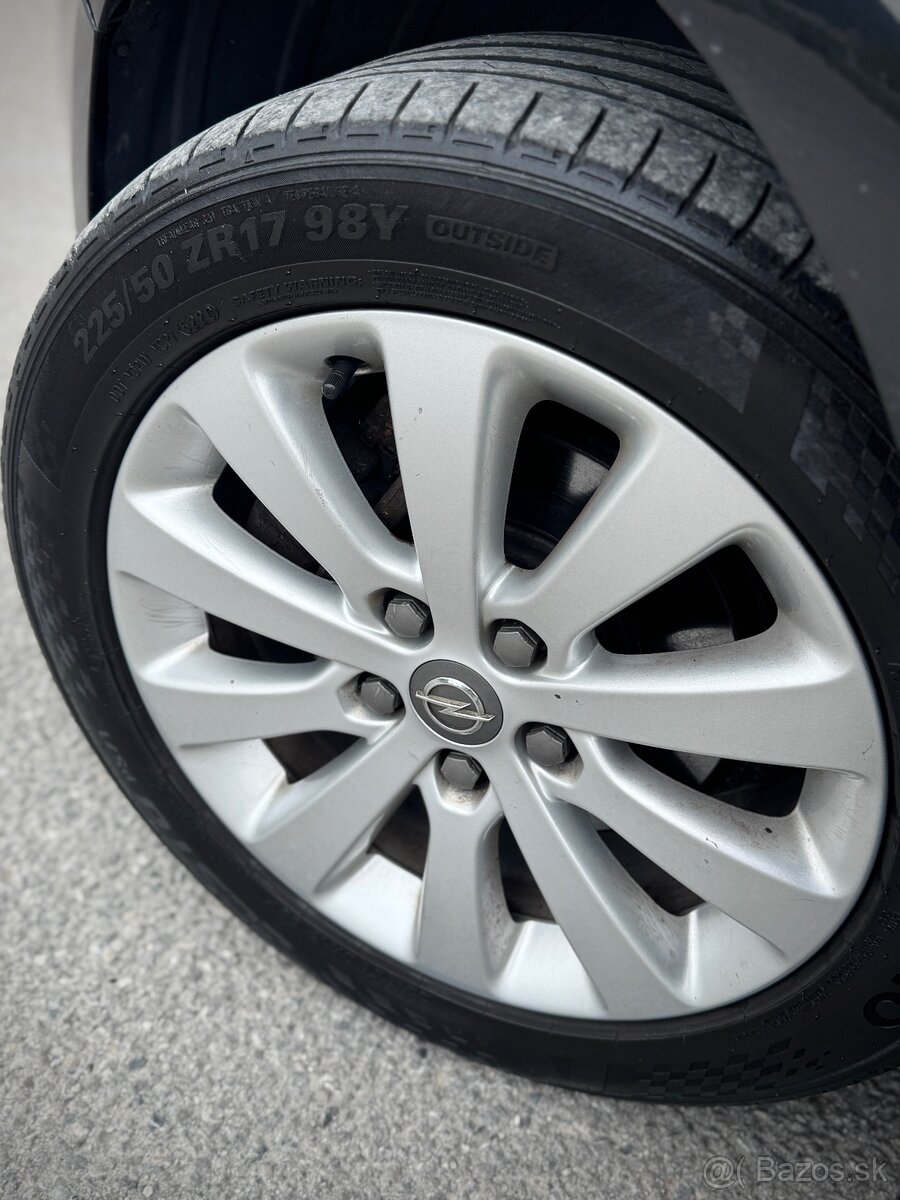 OPEL ASTRA COMBI 1.7 CDTi - 5