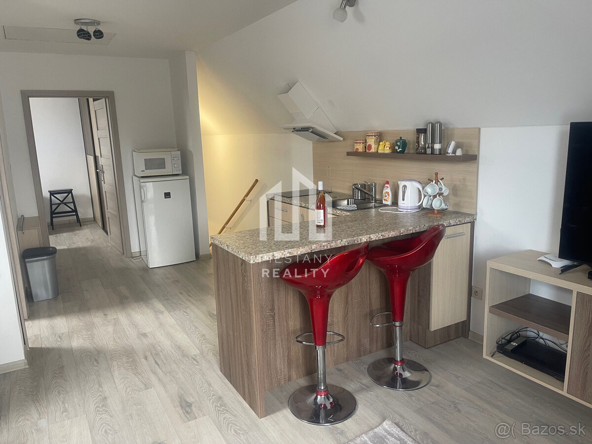 Na prenájom 2-izbový byt v dome takmer v centre, Piešťany - 5