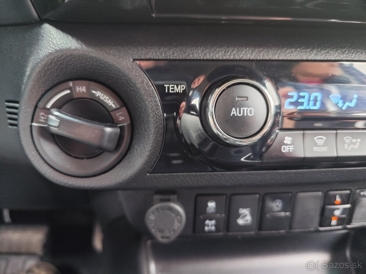 hilux 2.8 D 4x4 2021 66700km AT/6