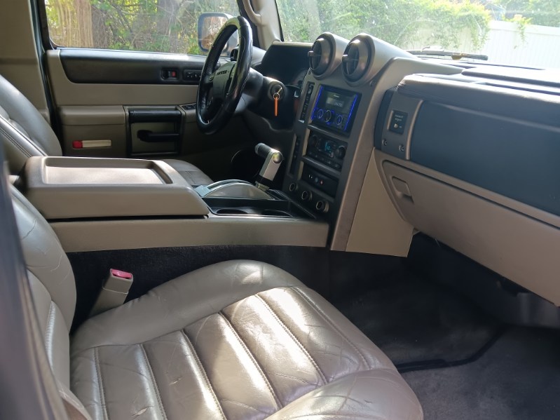 HUMMER H2