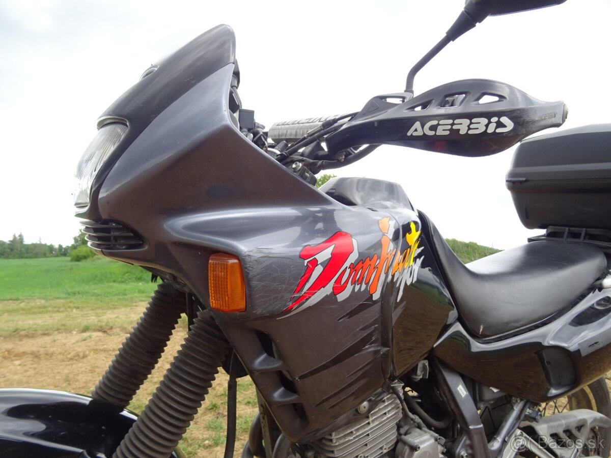Honda NX 500 Dominator