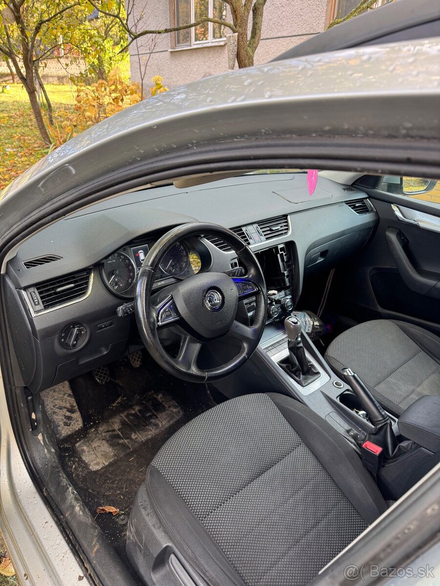 Škoda Octavia 3 1.6 TDI 77kw - 5