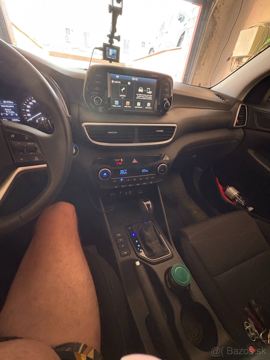 Predám Hyundai Tuscon 18000km - 5