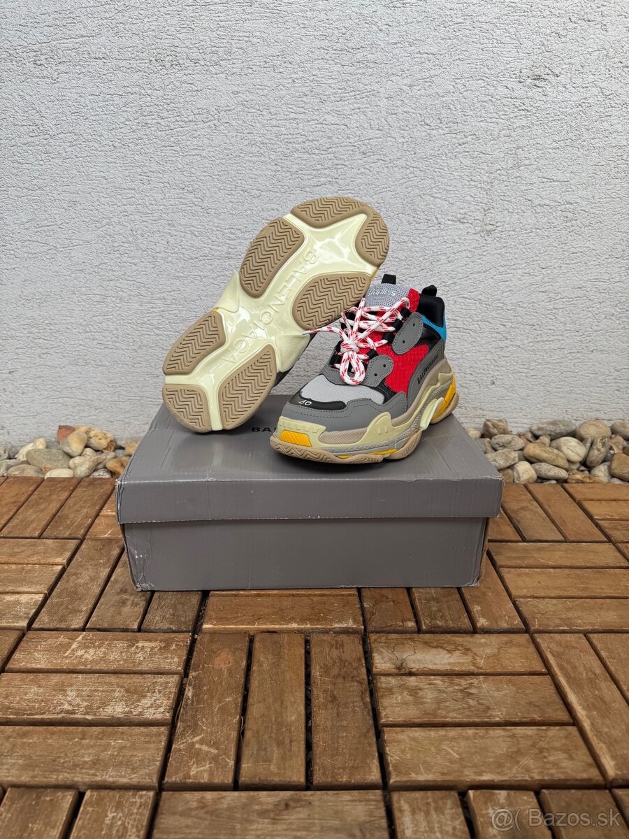 Balenciaga Triple S - 5