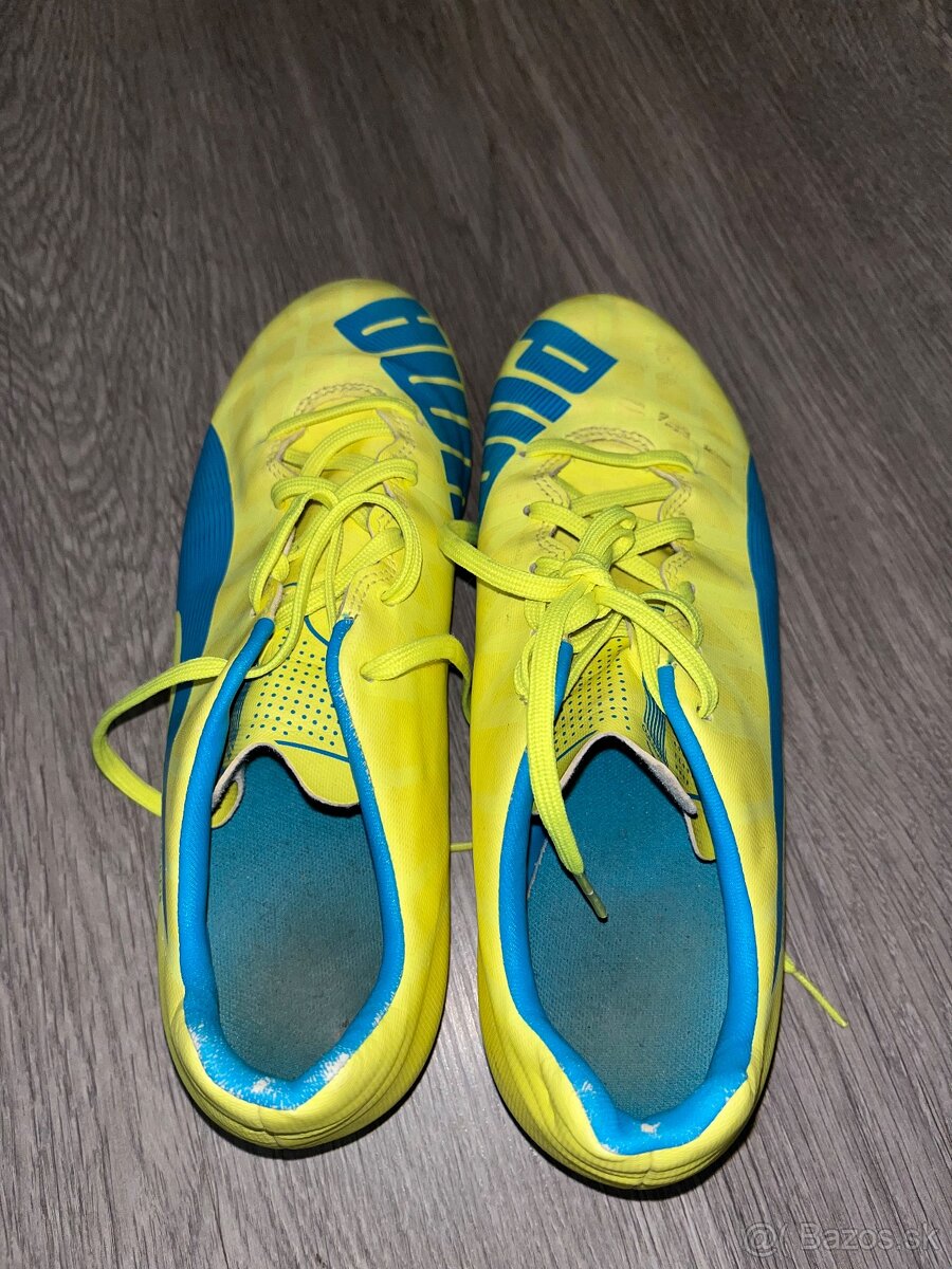 Set: kopačky, halovky, chrániče - 5