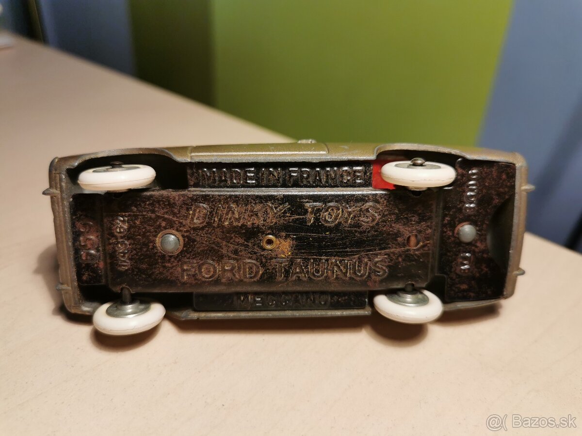 Dinky toys Ford Taunus - 5