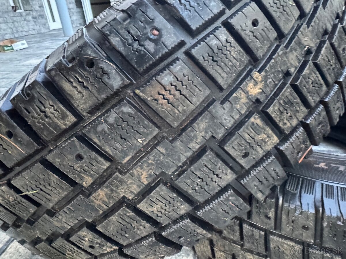 Pneu Discoverer Cooper M+S 31x10.5 R15 109q - 5