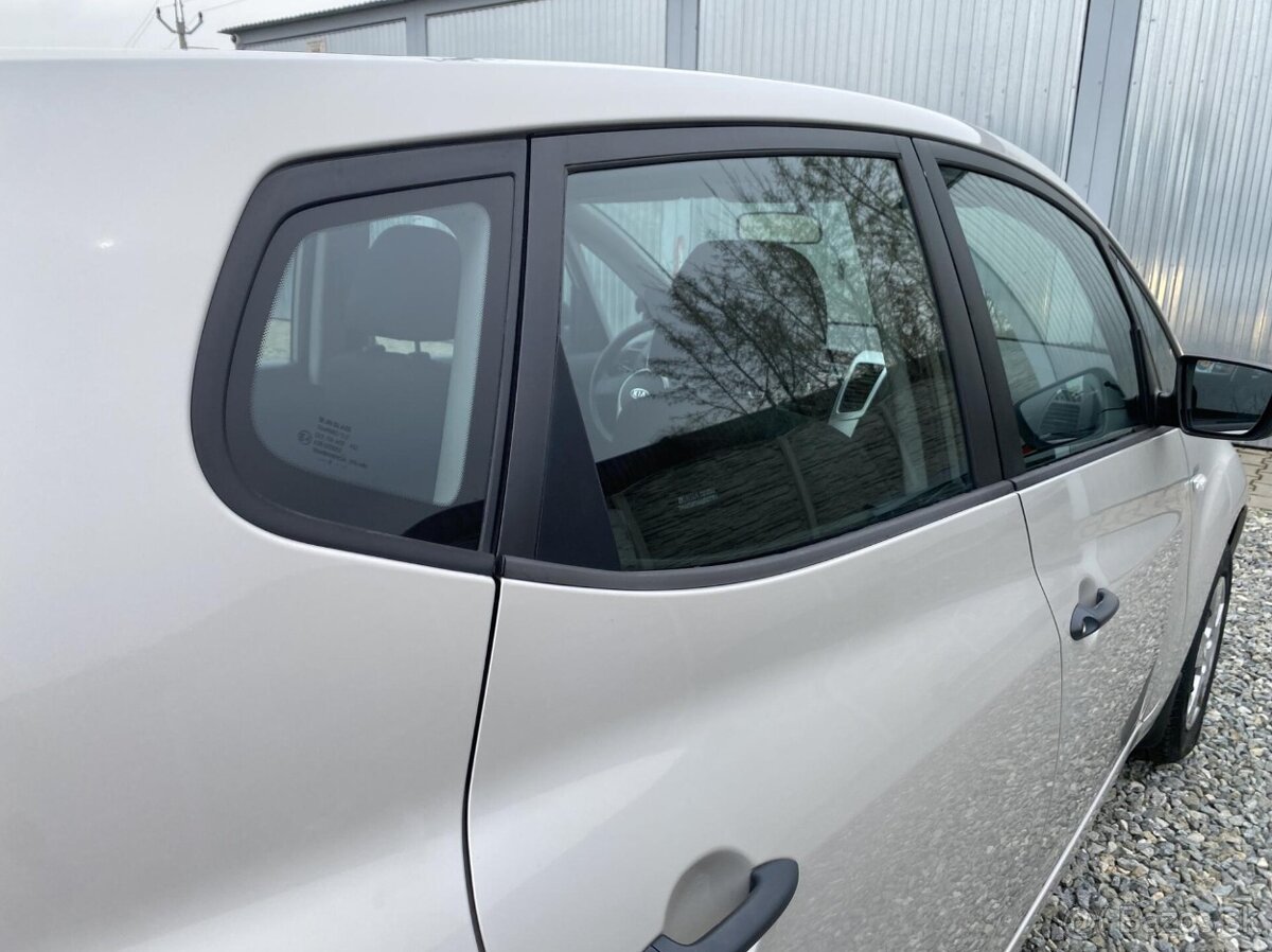 Kia Venga 1.4i 16v 90PS KLIMA SERVIS - 5