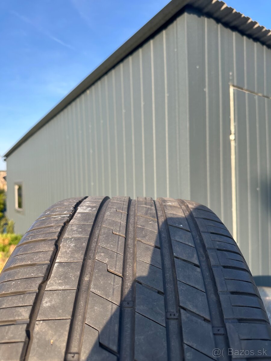 Hankook s1 evo3 315/35 r22 275/40 r22 letné