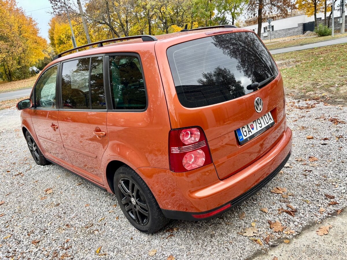 Volkswagen Touran 1.9 TDi, 2009, 7 miestny - 5