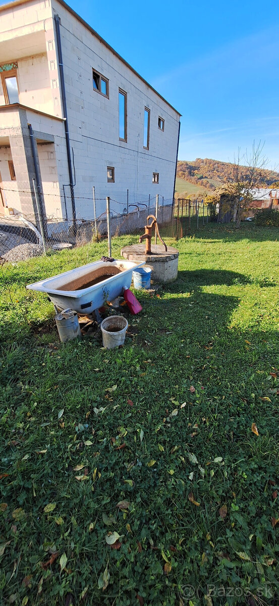 Na predaj pozemok o rozlohe 1 449 m² so záhradou a studňou v - 5