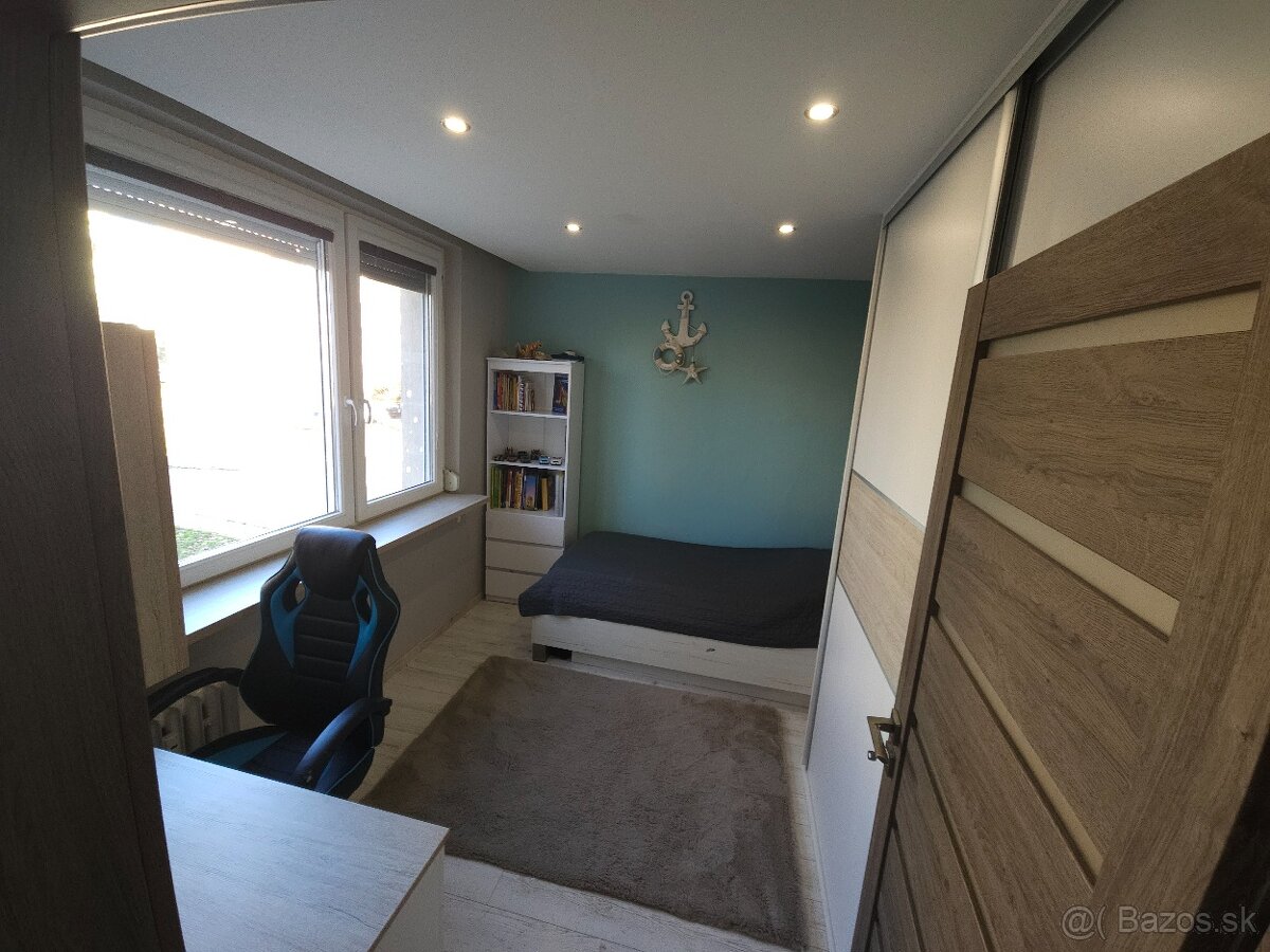 Predám 3 izbový byt - 5