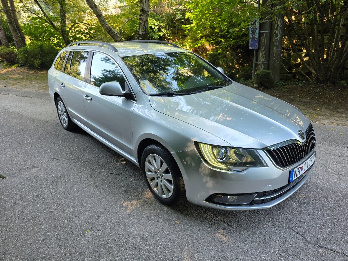 ŠKODA SUPERB COMBI II 2.0 TDI DSG 125KW 12/2014 - 5