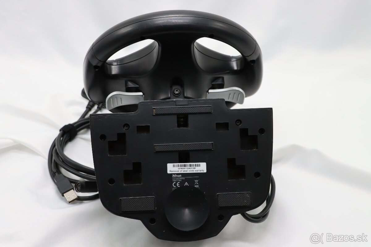 Trust GXT 27 volant + pedále USB/PS2 - 5