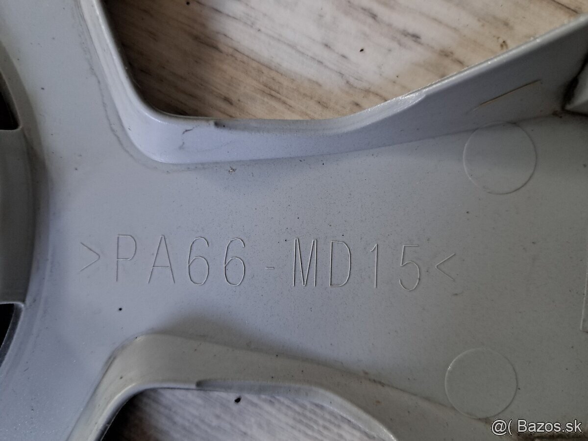 Kryt kolesa, puklica ŠKODA R14 - 1 kus - 5