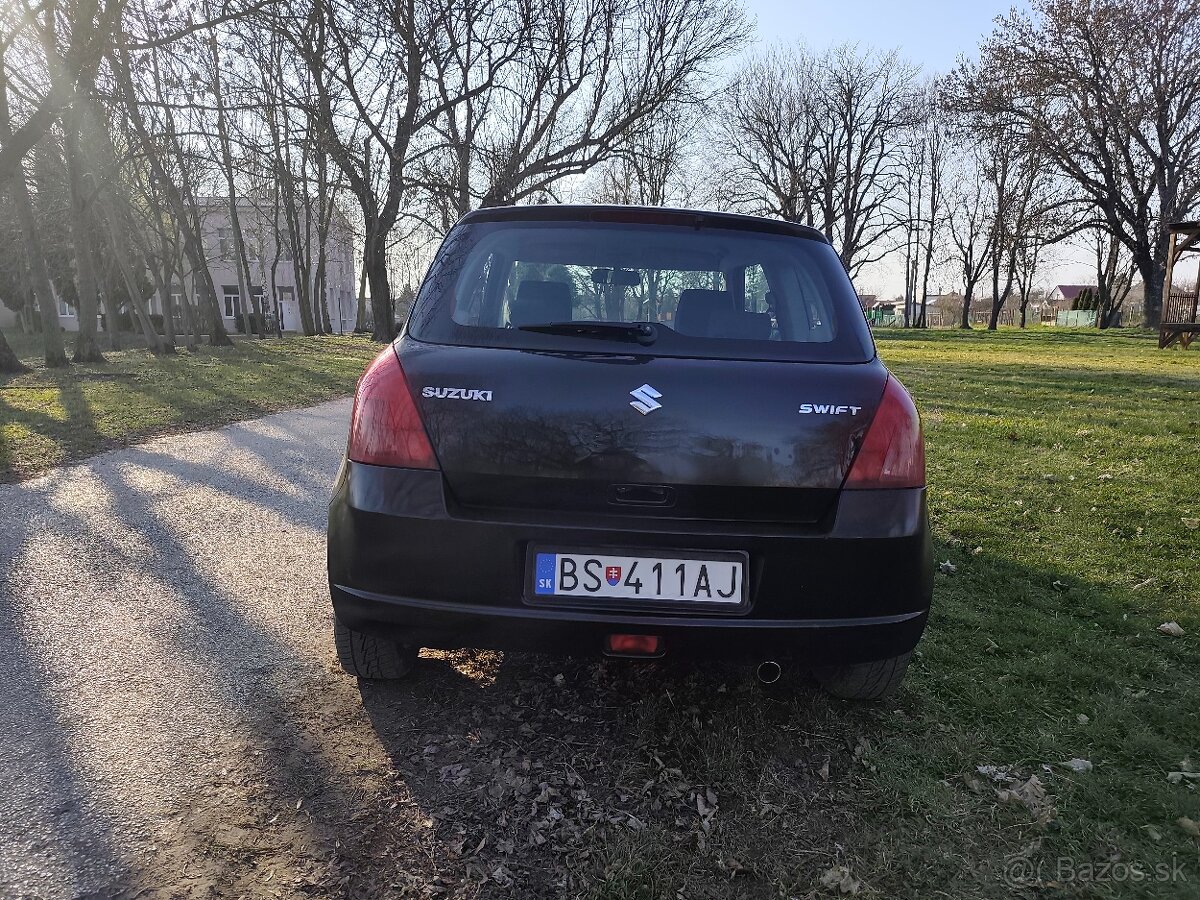 Suzuki Swift - 5