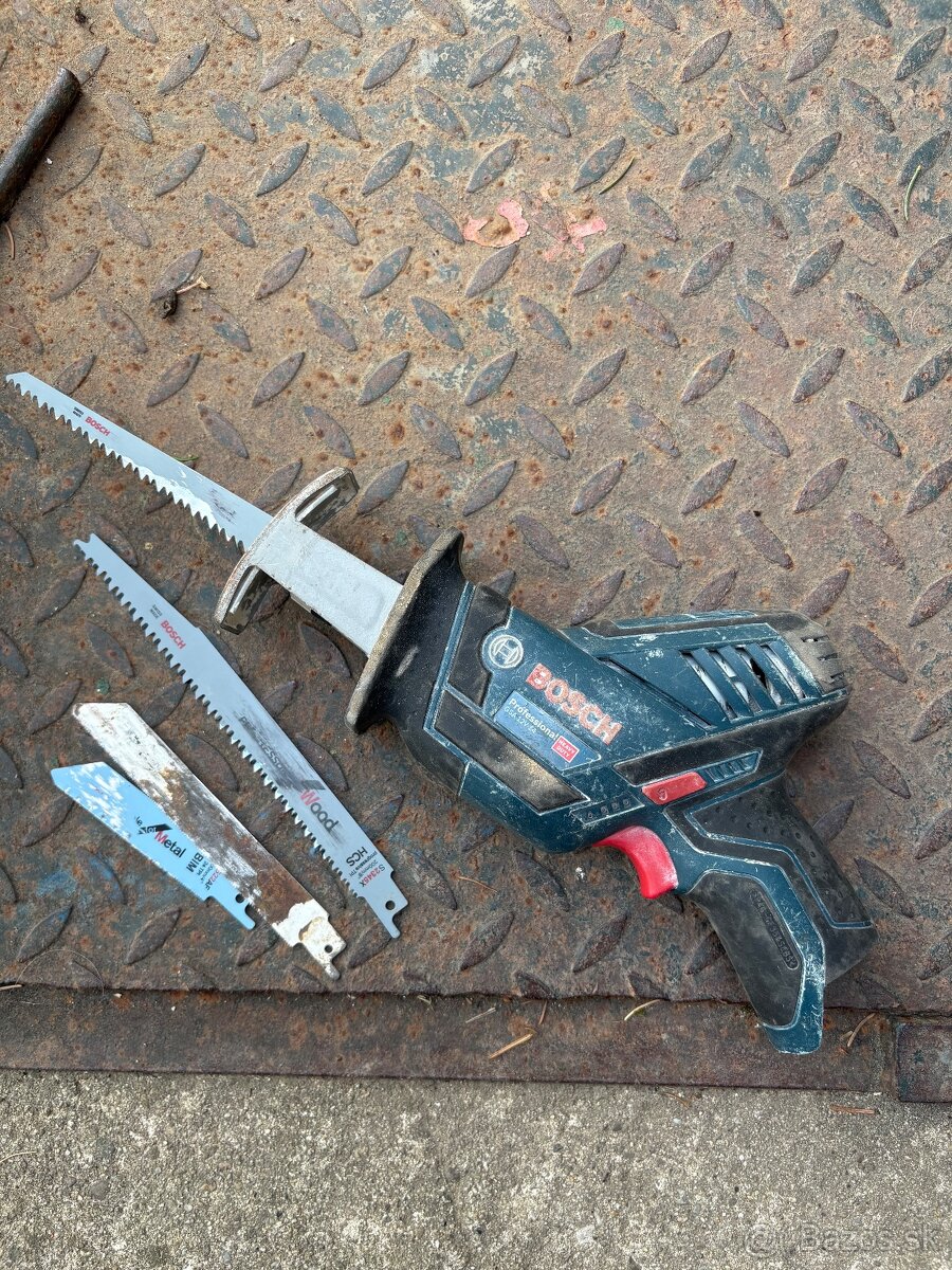 predam Bosch pilku chvostovu 12V aku - 5