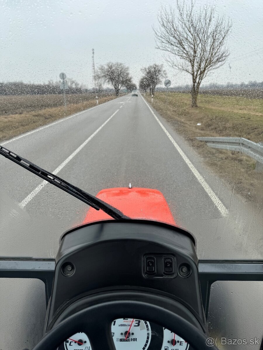 Traktor Kubota b3030 s príslušenstvom a s ŠPZ - 5