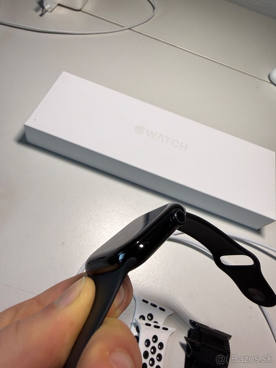 Apple Watch 10 46mm Jet Black - 5