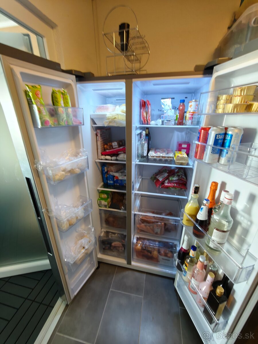 Predám americkú chladničku Samsung - 5