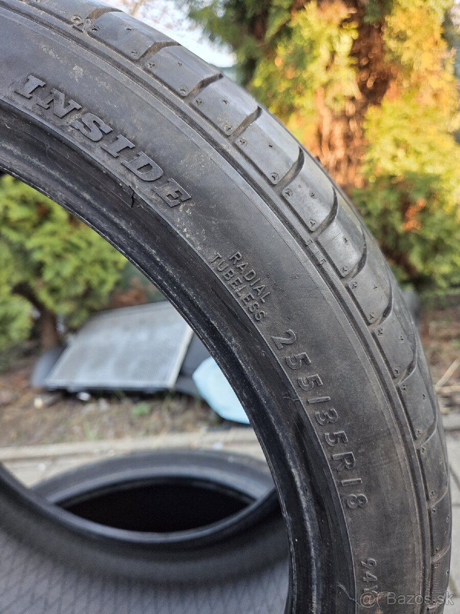 Letné pneu 255/35r18 - 5