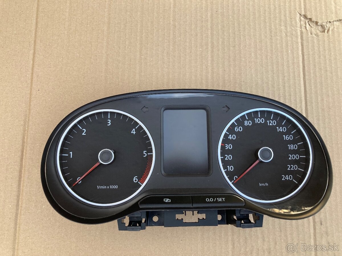 Budík/ prístrojový panel - 5