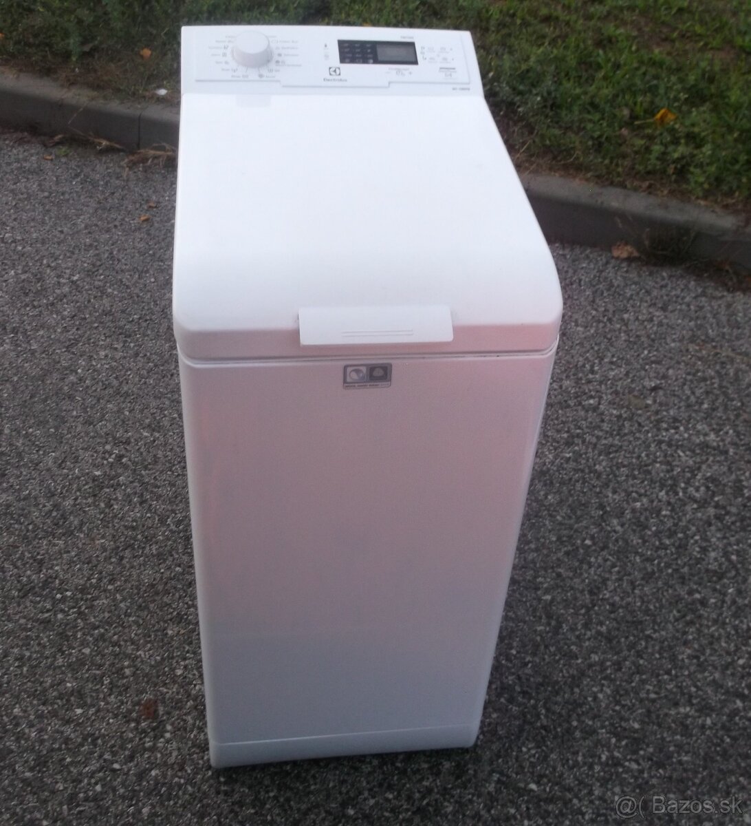 Predám 2-ROČNÁ plnefunkčná, automatická práčka ELECTROLUX - 5