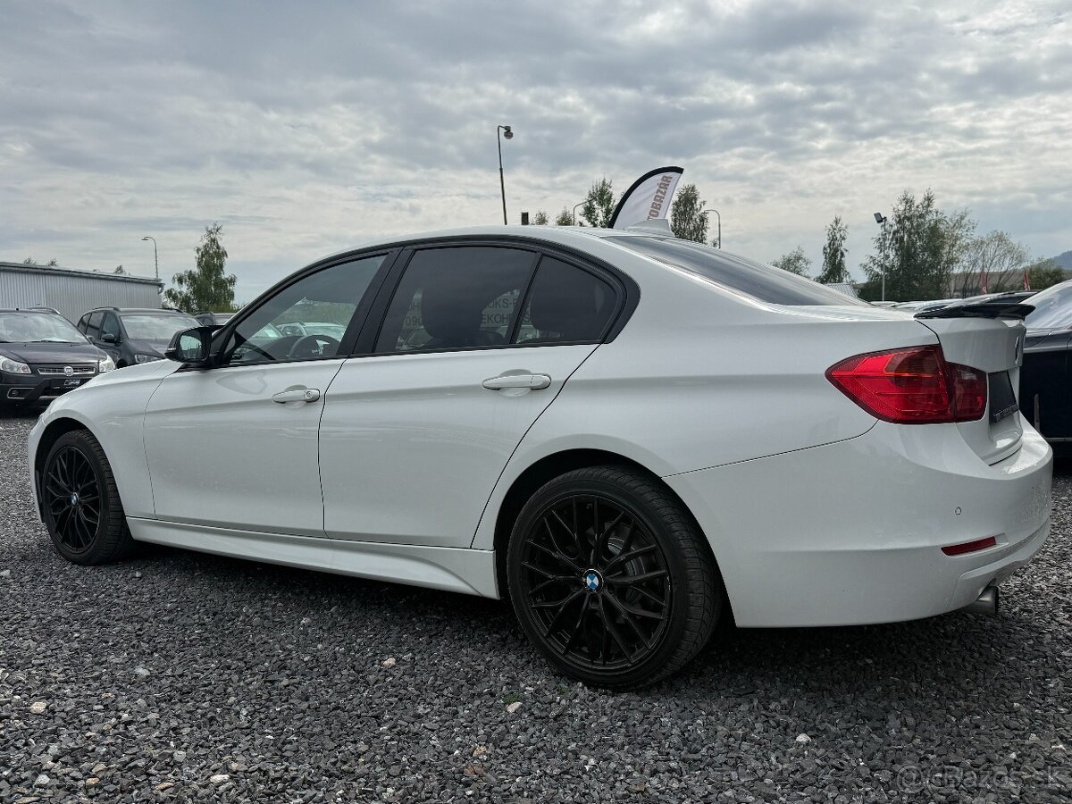 BMW Rad 3 320i xDrive A/T - 5