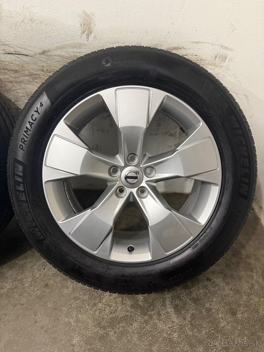 Nepoužitá letná sada 5x108 R18 , 235/50/18 Volvo XC40 - 5