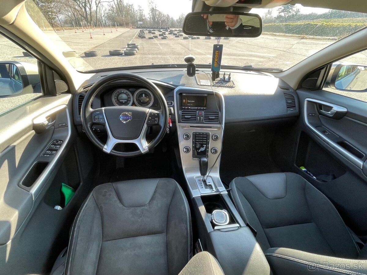 Volvo XC60 2.4D AWD - 5