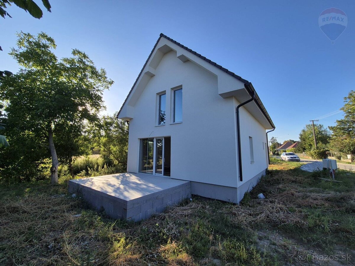 Poschodová novostavba RD na pozemku 468 m², Paňa - 5